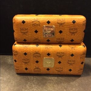 MCM Case Set